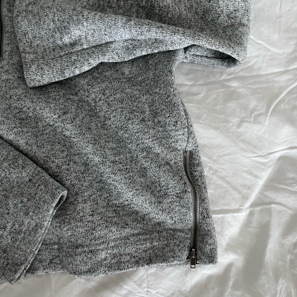 Fabletics Soft Cropped 3/4 Zip - Picture 2 of 3